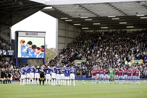 Everton vs Aston Villa: Remembrance Day Tribute - FA Barclays Premiership, 2006