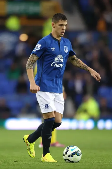 Framed Print : Everton vs Chelsea: Muhamed Besic at Goodison Park - Barclays Premier League Showdown Framed Print : Everton vs Chelsea: Muhamed Besic at Goodison Park - Barclays Premier League Showdown