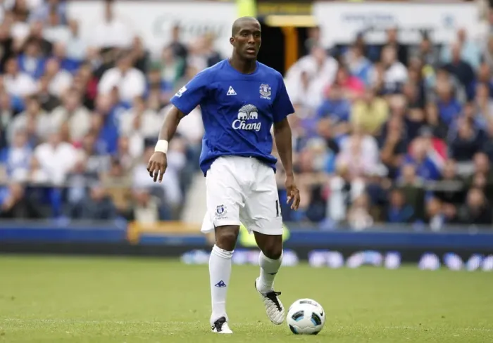 Framed Print : Everton vs Manchester United: Sylvain Distin's Showdown at Goodison Park - Barclays Premier League (September 11, 2010) Framed Print : Everton vs Manchester United: Sylvain Distin's Showdown at Goodison Park - Barclays Premier League (September 11, 2010)