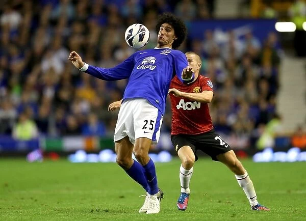 Everton vs. Manchester United Showdown: Fellaini vs. Cleverley at Goodison Park (1-0)