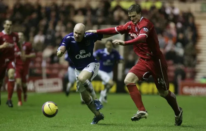 Framed Print : Everton vs Middlesbrough: Andrew Johnson vs Robert Huth - Clash in the Barclays Premier League (01 / 08) Framed Print : Everton vs Middlesbrough: Andrew Johnson vs Robert Huth - Clash in the Barclays Premier League (01 / 08)