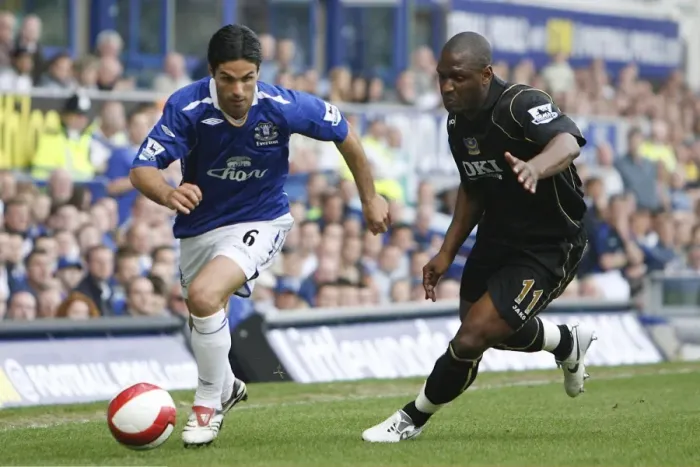 Framed Print : Everton vs Portsmouth Rivalry: Mikel Arteta vs Noel Pamarot Clash (FA Barclays Premiership, Goodison Park, 5th May 2007)
