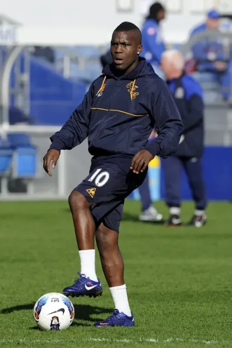 Framed Print : Everton vs. Queens Park Rangers: Royston Drenthe in Action (03.03.2012, Loftus Road) Framed Print : Everton vs. Queens Park Rangers: Royston Drenthe in Action (03.03.2012, Loftus Road)