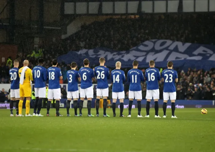 Framed Print : Everton vs. Stoke: A Minutes Applause in Memory of Departed Evertonians (BPL) Framed Print : Everton vs. Stoke: A Minutes Applause in Memory of Departed Evertonians (BPL)
