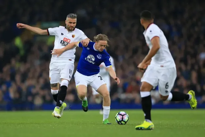 Framed Print : Everton vs Watford: Intense Battle for the Ball - Tom Davies vs Valon Behrami (Premier League, 2016-17, Goodison Park) Framed Print : Everton vs Watford: Intense Battle for the Ball - Tom Davies vs Valon Behrami (Premier League, 2016-17, Goodison Park)