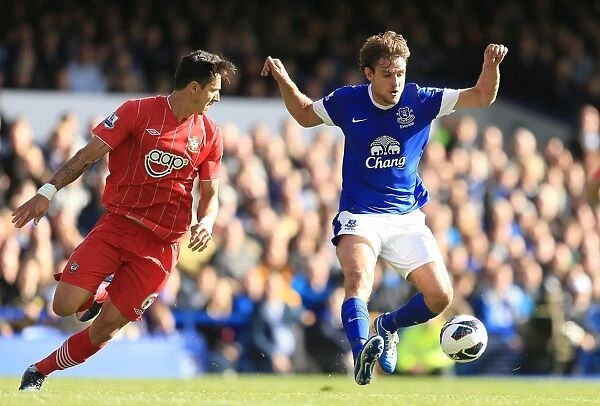 Everton's Battle for Ball Supremacy: Jelavic vs Fonte (3-1)