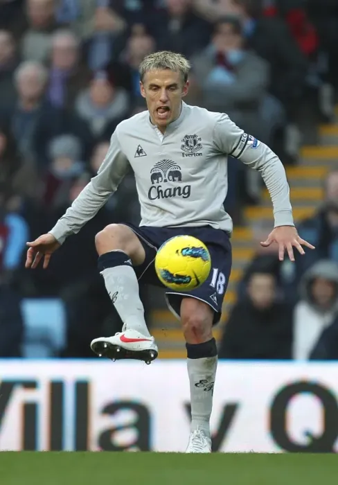 Framed Print : Everton's Battle: Phil Neville vs. Aston Villa (Barclays Premier League, 14 January 2012) Framed Print : Everton's Battle: Phil Neville vs. Aston Villa (Barclays Premier League, 14 January 2012)
