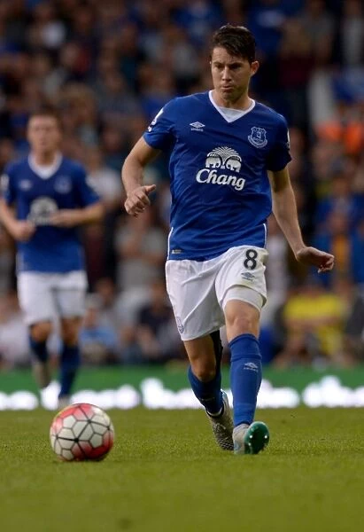 Everton's Bryan Oviedo Faces Off Against Tottenhotspur at White Hart Lane - Barclays Premier League 2015