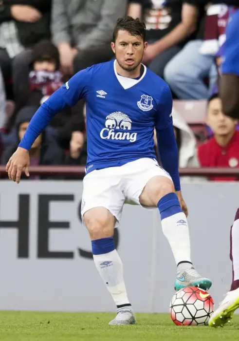 Framed Print : Everton's Bryan Oviedo in Pre-Season Action at Tynecastle Stadium vs Heart of Midlothian Framed Print : Everton's Bryan Oviedo in Pre-Season Action at Tynecastle Stadium vs Heart of Midlothian