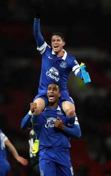 Framed Print : Everton's Bryan Oviedo and Sylvain Distin: Celebrating a Historic 1-0 Victory Over Manchester United at Old Trafford (December 2013) Framed Print : Everton's Bryan Oviedo and Sylvain Distin: Celebrating a Historic 1-0 Victory Over Manchester United at Old Trafford (December 2013)