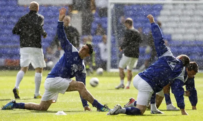 Framed Print : Everton's Denis Stracqualursi Gears Up for Kick-off Against Wigan Athletic at Goodison Park, Barclays Premier League (September 17, 2011)