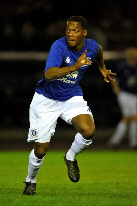 Framed Print : Everton's Determined Striker: Kieran Agard in Action Framed Print : Everton's Determined Striker: Kieran Agard in Action