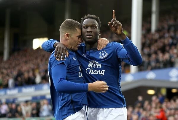 Everton's Double Delight: Lukaku and Barkley Celebrate Dual Goals vs. Aston Villa (BPL)