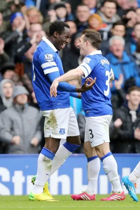 Framed Print : Everton's Double Strike: Lukaku and Baines Celebrate at Goodison Park