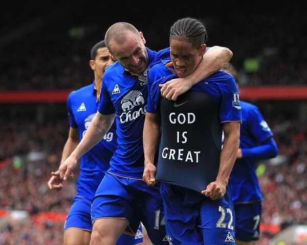 Everton's God is Great Goal: Pienaar Stuns Manchester United with Fourth Strike (22 April 2012)