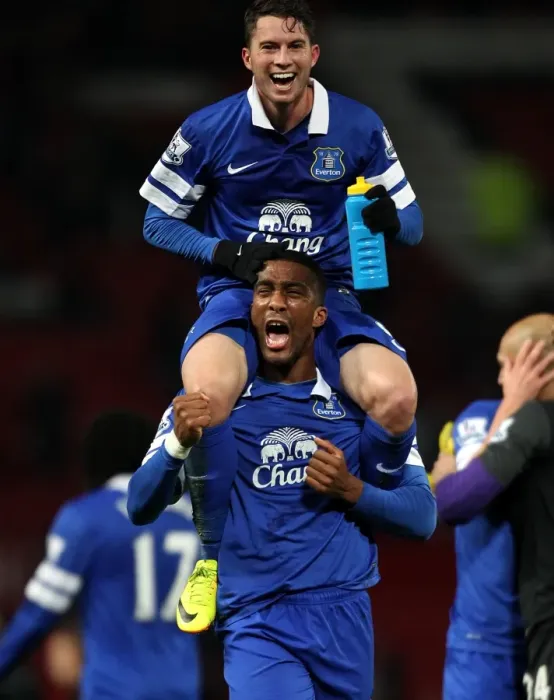 Framed Print : Everton's Historic 1-0 Victory Over Manchester United: Bryan Oviedo and Sylvain Distin's Emotional Celebration (December 4, 2013, Old Trafford) Framed Print : Everton's Historic 1-0 Victory Over Manchester United: Bryan Oviedo and Sylvain Distin's Emotional Celebration (December 4, 2013, Old Trafford)