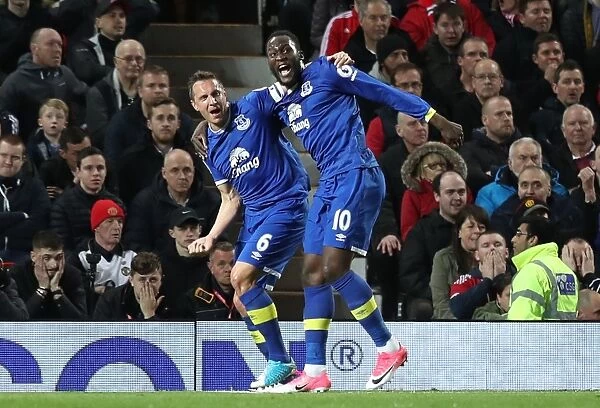 Everton's Jagielka and Lukaku Celebrate First Goal Against Manchester United in Premier League