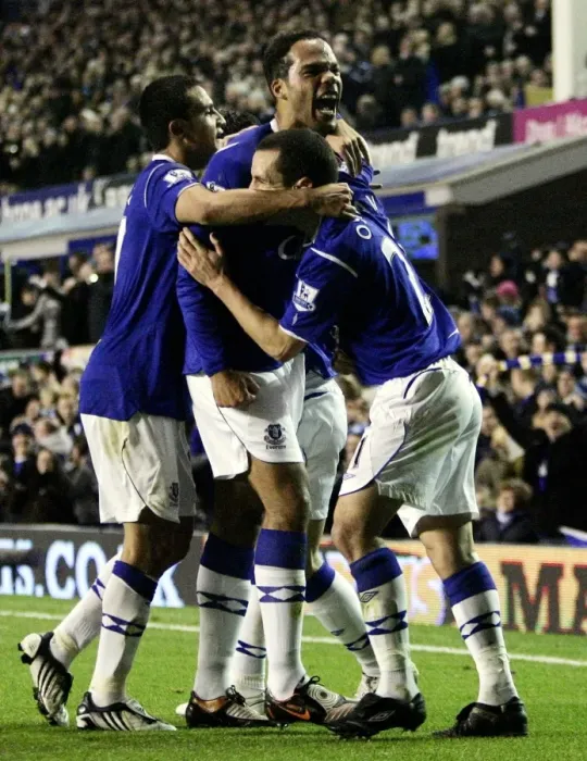 Framed Print : Everton's Joleon Lescott Scores First Goal, Celebrates with Tim Cahill and Leon Osman (08 / 09) Framed Print : Everton's Joleon Lescott Scores First Goal, Celebrates with Tim Cahill and Leon Osman (08 / 09)
