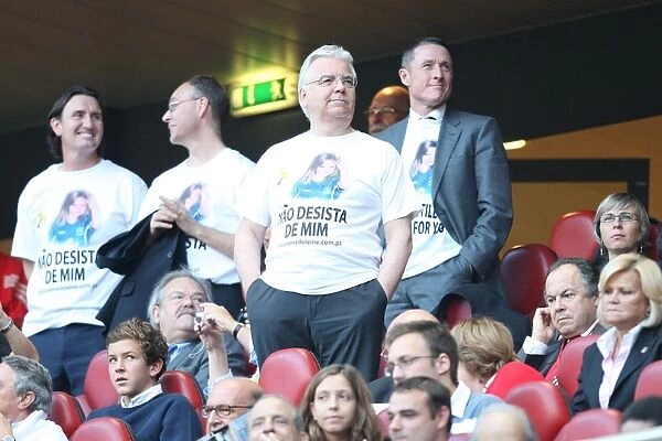 Everton's Bill Kenwright at SL Benfica: Europa League Match - Supporting the Madelaine McCann Appeal