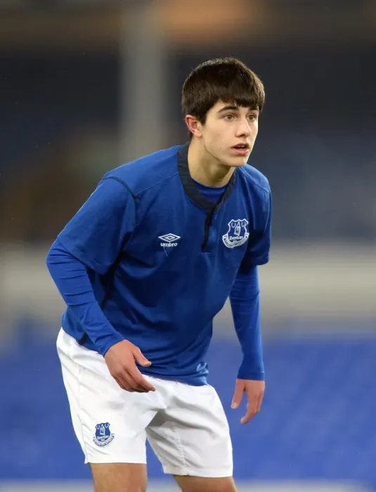 Framed Print : Everton's Liam Walsh Dazzles in FA Youth Cup Victory over Southampton (Fourth Round) at Goodison Park Framed Print : Everton's Liam Walsh Dazzles in FA Youth Cup Victory over Southampton (Fourth Round) at Goodison Park