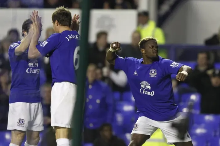 Framed Print : Everton's Louis Saha: Double Delight as He Celebrates Second Goal Against Fulham at Goodison Park (BPL 2011) Framed Print : Everton's Louis Saha: Double Delight as He Celebrates Second Goal Against Fulham at Goodison Park (BPL 2011)