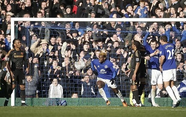 Everton's Louis Saha: First Goal Celebration vs. Chelsea in FA Cup (29 January 2011)