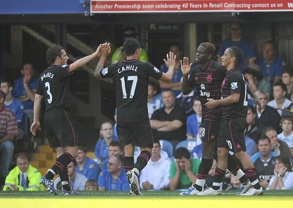 Everton's Louis Saha: First Goal Against Portsmouth in the Barclays Premier League - Celebration with Team Mates