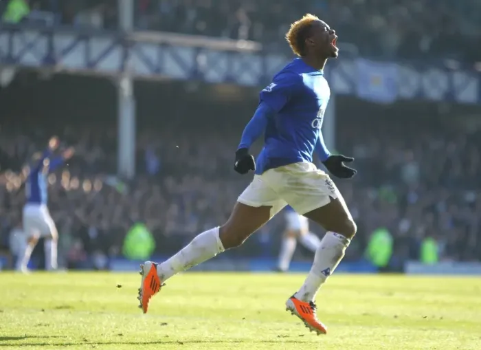 Framed Print : Everton's Louis Saha: Rejoicing in the Thrill of Scoring the Opener Against Chelsea in the FA Cup (2011)