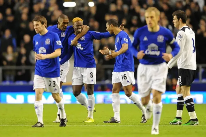 Framed Print : Everton's Louis Saha Scores Thrilling First Goal Against Tottenham Hotspur at Goodison Park (January 2011, Premier League) Framed Print : Everton's Louis Saha Scores Thrilling First Goal Against Tottenham Hotspur at Goodison Park (January 2011, Premier League)