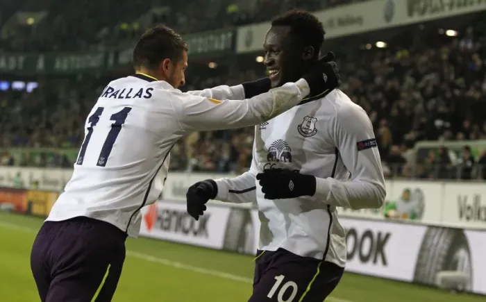 Framed Print : Everton's Lukaku and Mirallas: United in Victory - Celebrating First Goal vs. VfL Wolfsburg (UEFA Europa League)