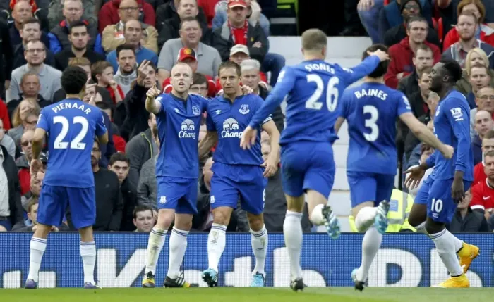 Framed Print : Everton's Naismith Scores Opening Goal Against Manchester United Framed Print : Everton's Naismith Scores Opening Goal Against Manchester United