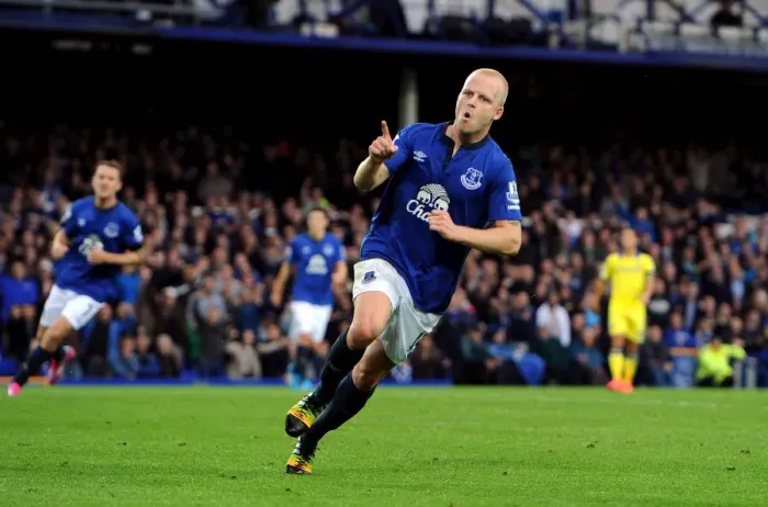 Framed Print : Everton's Naismith Scores Second Goal: Everton 2-0 Chelsea (Barclays Premier League, Goodison Park)
