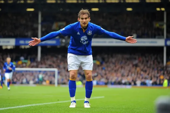 Framed Print : Everton's Nikica Jelavic Scores Double: Everton 2-0 Fulham (Barclays Premier League, Goodison Park, 28 April 2012) Framed Print : Everton's Nikica Jelavic Scores Double: Everton 2-0 Fulham (Barclays Premier League, Goodison Park, 28 April 2012)