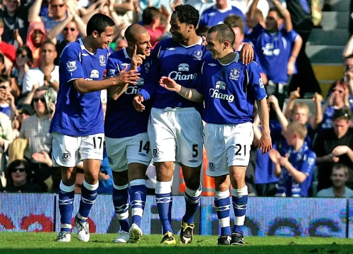 Framed Print : Everton's Osman Scores Double: Celebrating at Craven Cottage after Fulham Victory, May 2009 Framed Print : Everton's Osman Scores Double: Celebrating at Craven Cottage after Fulham Victory, May 2009