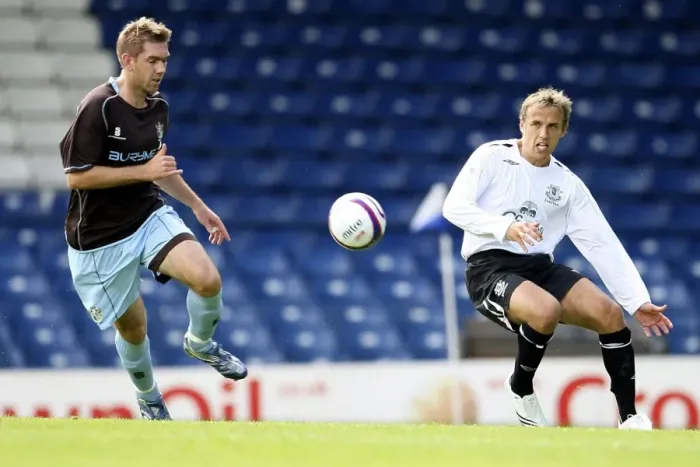 Framed Print : Everton's Phil Neville in Action: Pre-Season Friendly vs. Bury (2007) Framed Print : Everton's Phil Neville in Action: Pre-Season Friendly vs. Bury (2007)