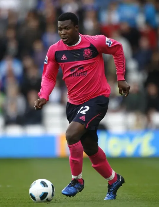 Framed Print : Everton's Powerhouse: Ayegbeni Yakubu