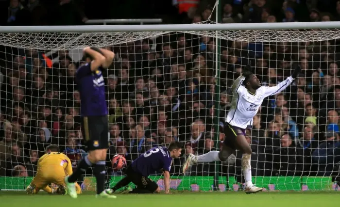 Framed Print : Everton's Romelu Lukaku: FA Cup Glory Celebrated with a Double at Upton Park Framed Print : Everton's Romelu Lukaku: FA Cup Glory Celebrated with a Double at Upton Park
