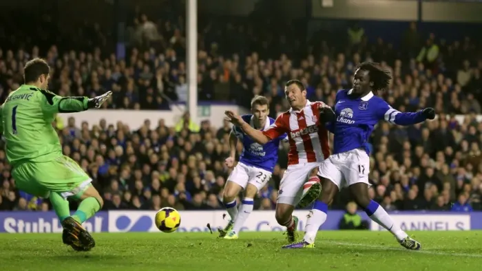 Framed Print : Everton's Romelu Lukaku Scores Brace in 4-0 Crush of Stoke City (30-11-2013) Framed Print : Everton's Romelu Lukaku Scores Brace in 4-0 Crush of Stoke City (30-11-2013)