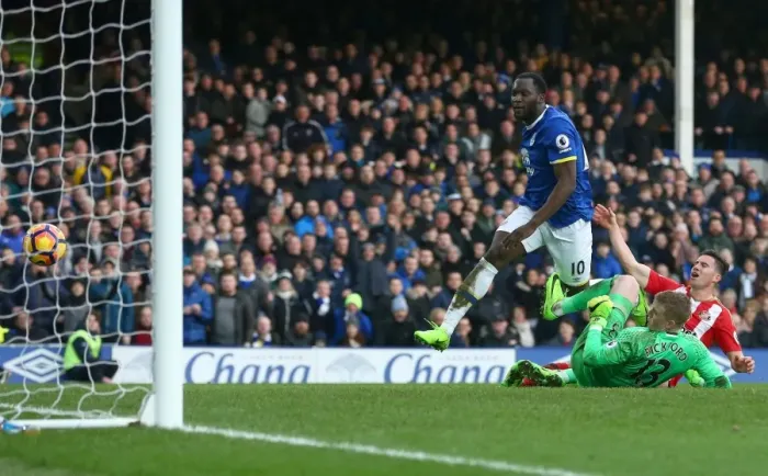Framed Print : Everton's Romelu Lukaku Scores the Second Goal: Everton 2-0 Sunderland (Premier League, Goodison Park) Framed Print : Everton's Romelu Lukaku Scores the Second Goal: Everton 2-0 Sunderland (Premier League, Goodison Park)