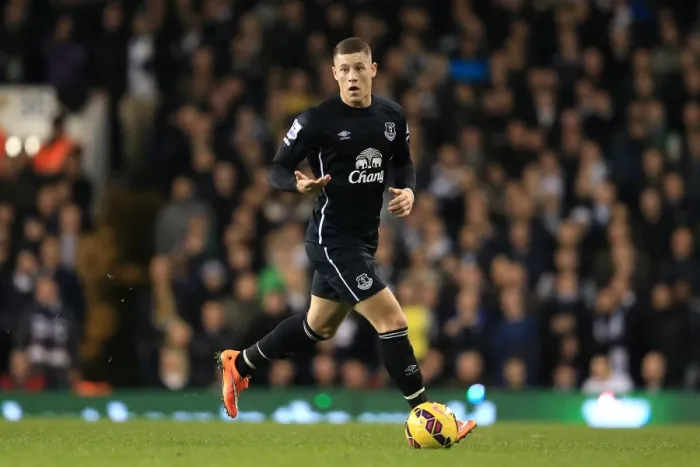 Framed Print : Everton's Ross Barkley in Action: Premier League Showdown at White Hart Lane (Everton vs. Tottenham Hotspur) Framed Print : Everton's Ross Barkley in Action: Premier League Showdown at White Hart Lane (Everton vs. Tottenham Hotspur)
