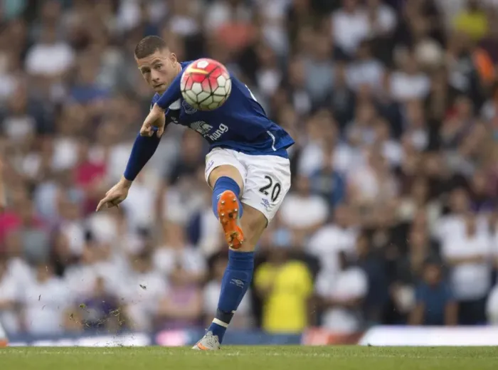Framed Print : Everton's Ross Barkley Faces Off Against Tottenhotspur in Premier League Clash - Devlin / PA Wire Framed Print : Everton's Ross Barkley Faces Off Against Tottenhotspur in Premier League Clash - Devlin / PA Wire