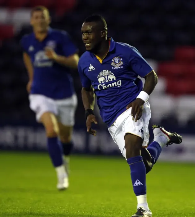 Framed Print : Everton's Royston Drenthe: Celebrating the Goal that Secured Victory in the Everton v Aston Villa Reserve Match at Halton Stadium (September 13, 2011) Framed Print : Everton's Royston Drenthe: Celebrating the Goal that Secured Victory in the Everton v Aston Villa Reserve Match at Halton Stadium (September 13, 2011)
