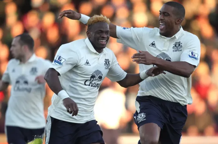Framed Print : Everton's Saha and Distin: United in Victory - First Goal Celebration in FA Cup Clash Against Scunthorpe (January 2011)