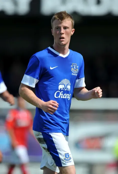Framed Print : Everton's Sam Kelly in Pre-Season Action at Morecambe's Globe Arena
