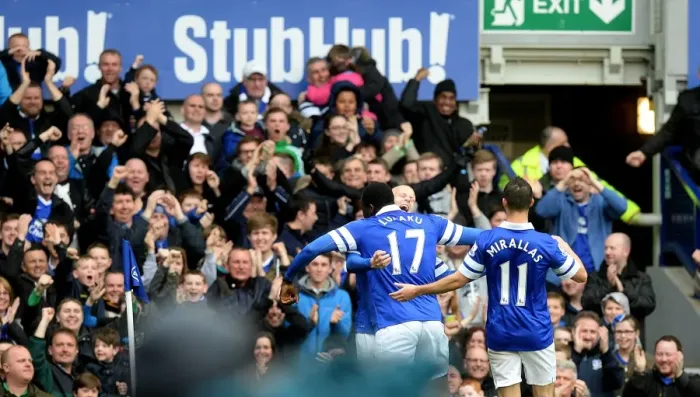 Framed Print : Everton's Steven Naismith Scores First Goal in 3-0 Victory over Arsenal at Goodison Park (Barclays Premier League, April 6, 2014) Framed Print : Everton's Steven Naismith Scores First Goal in 3-0 Victory over Arsenal at Goodison Park (Barclays Premier League, April 6, 2014)