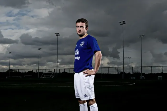 Framed Print : Everton's Tenacious Midfielder: Jose Baxter