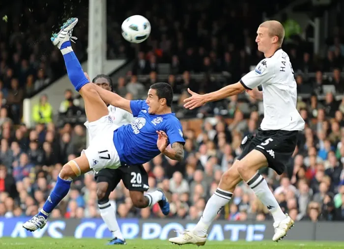 Framed Print : Everton's Tim Cahill Tries Dramatic Overhead Kick vs. Fulham, Barclays Premier League Framed Print : Everton's Tim Cahill Tries Dramatic Overhead Kick vs. Fulham, Barclays Premier League