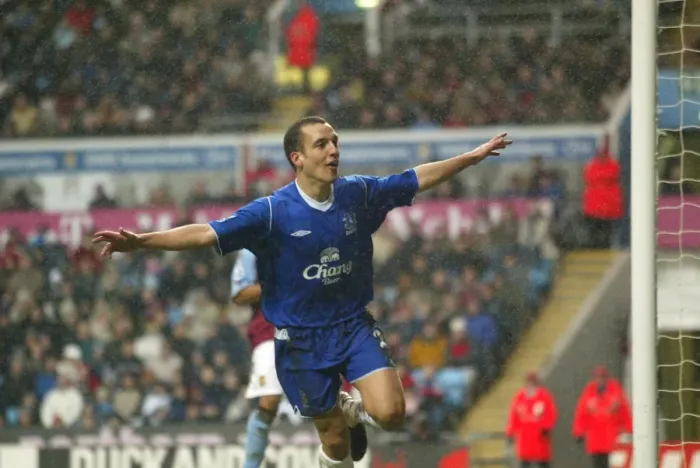 Framed Print : Everton's Triumph: A. Villa 1-3 (February 26, 2005) Framed Print : Everton's Triumph: A. Villa 1-3 (February 26, 2005)