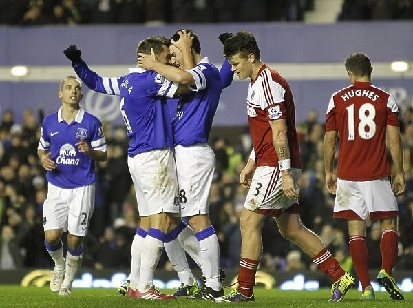 Everton's Triumph: Barry and Jagielka's Goal Celebration (4-1 vs Fulham, Barclays Premier League, Goodison Park, 14-12-2013)