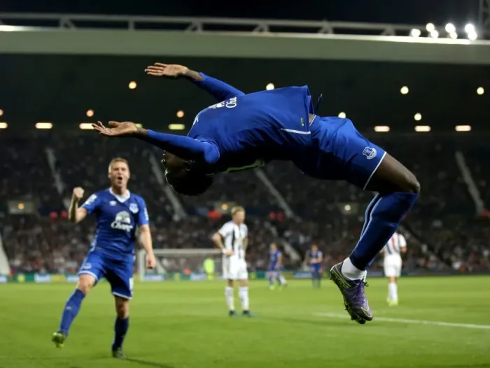 Framed Print : Everton's Triumph: Romelu Lukaku's Hat-Trick vs. West Bromwich Albion in the Premier League Framed Print : Everton's Triumph: Romelu Lukaku's Hat-Trick vs. West Bromwich Albion in the Premier League
